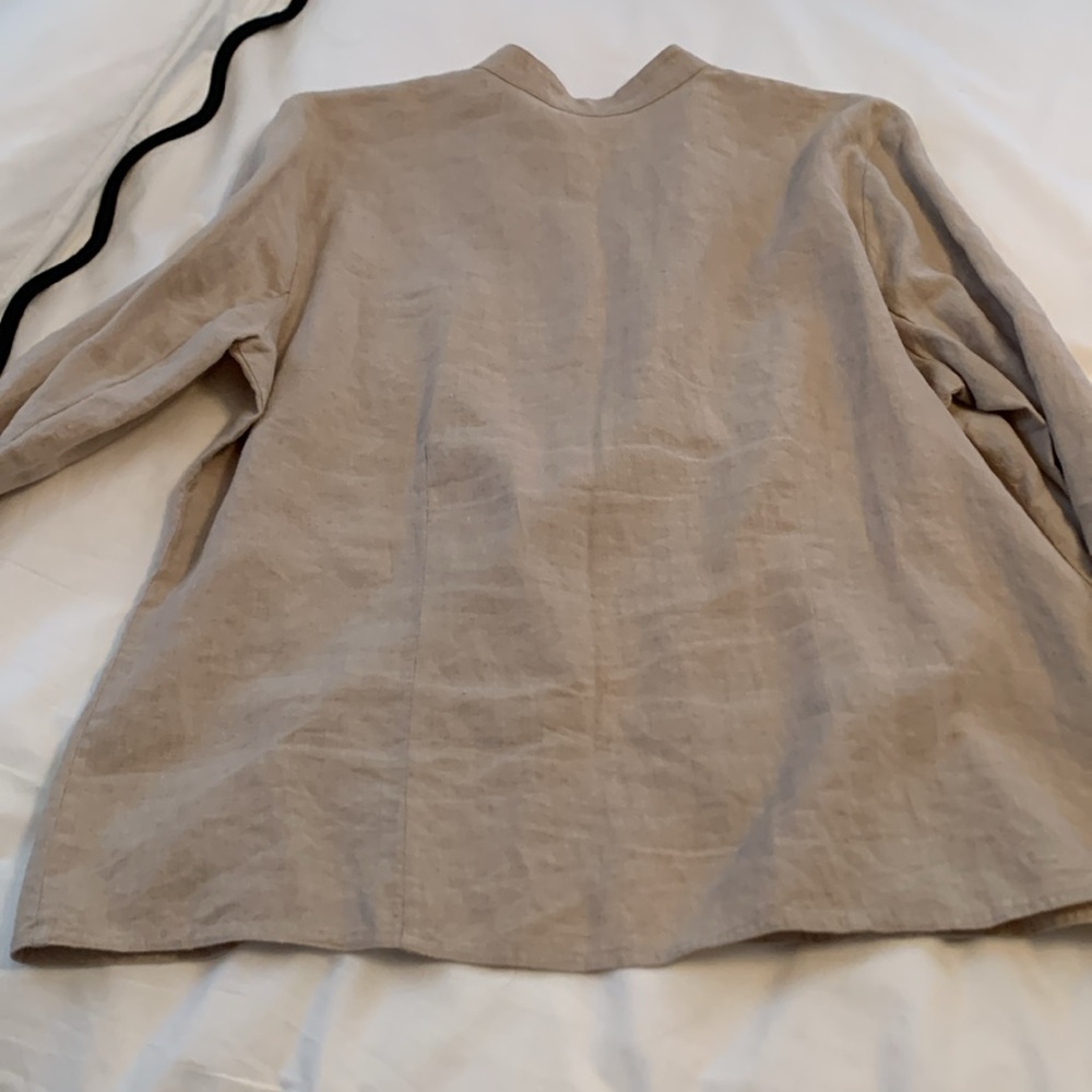 Kate Hill L linen jacket like new - Picture 6 of 8